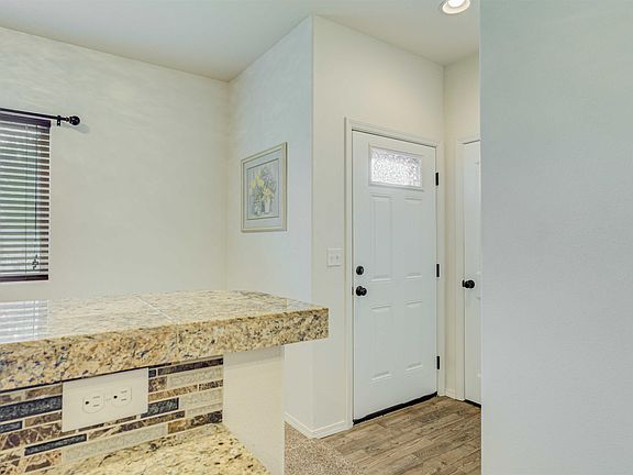 3rd image of 588 N Harrison Pl
