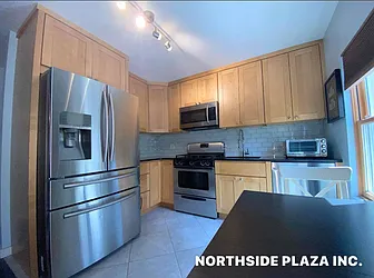 Rented by Northside Plaza Inc.