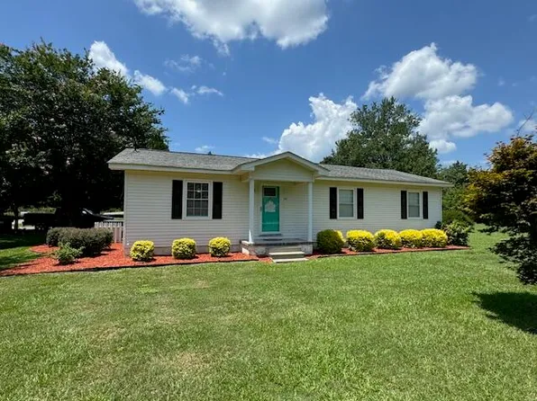 229 Sunnifield Dr, Williston, SC 29853