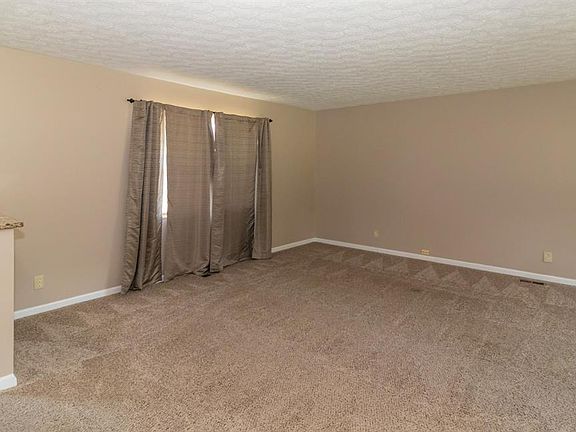 3rd image of 5728 Reswin Dr