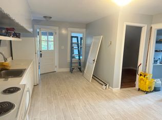 67-71 Gridley St #3, West Hartford, CT 06110