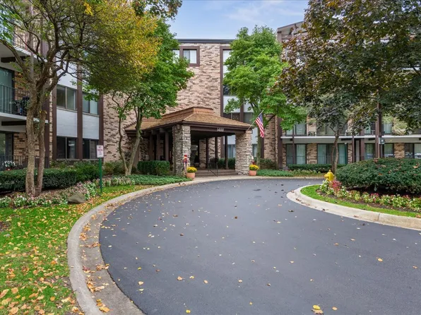 1400 N Yarmouth Pl APT 113, Mount Prospect, IL 60056