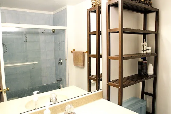 Rented by Twyford Real Estate | media 16