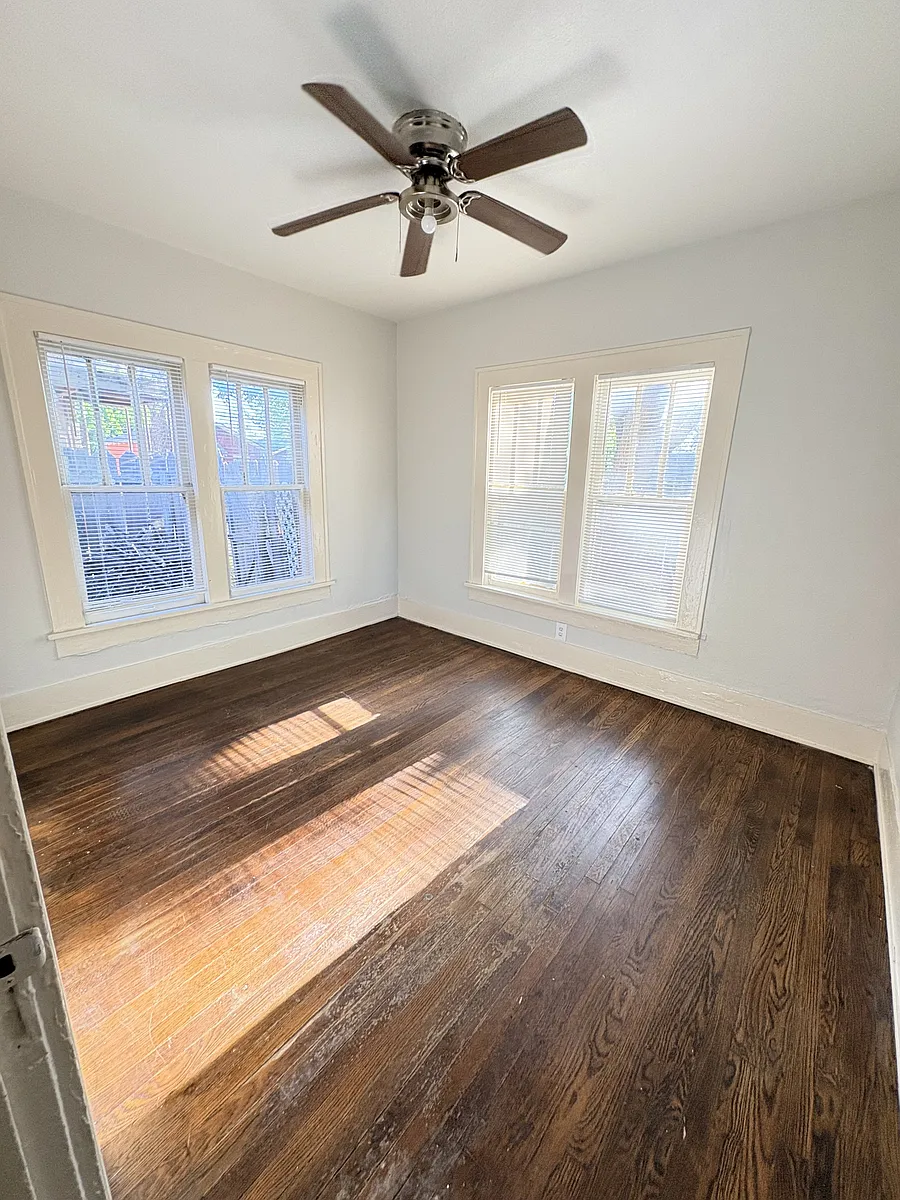 Building Photo - 711 Baylor St #1