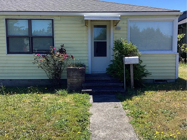 930 SW Angle St #1 — Photo 10