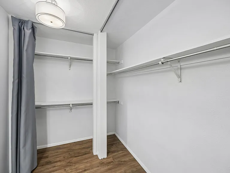 2908 Clear Springs Dr — Photo 19