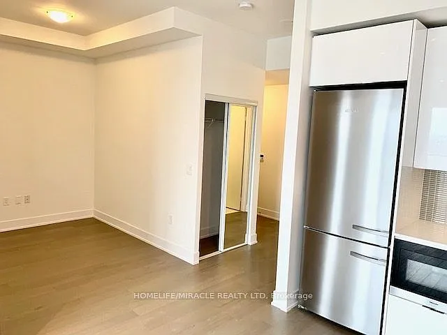 30 Shore Breeze Dr #LPH01A — Photo 25