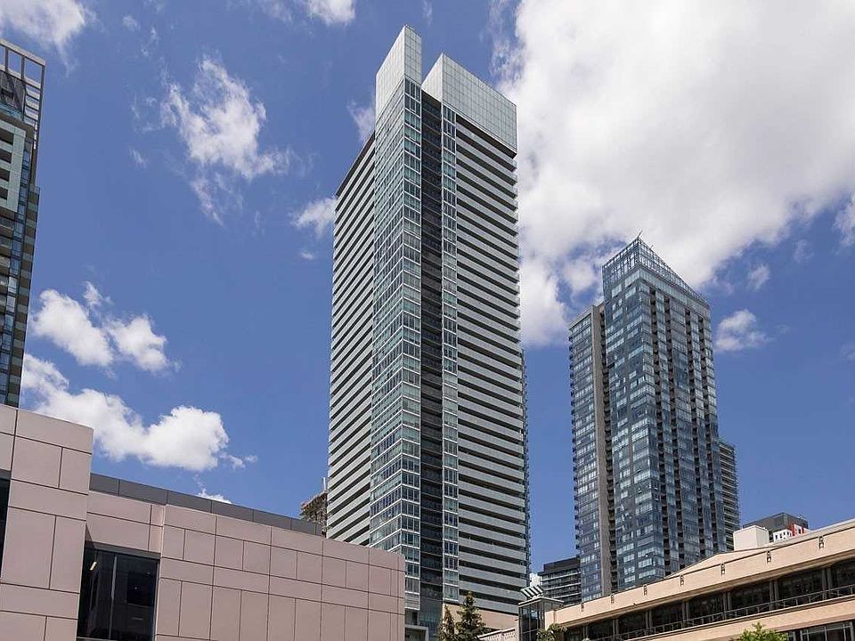 2nd image of 80 John St Unit 1805