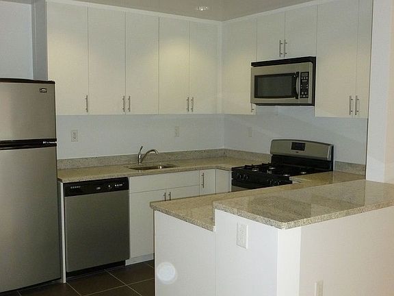 4th image of 620 W 143rd St APT 2e