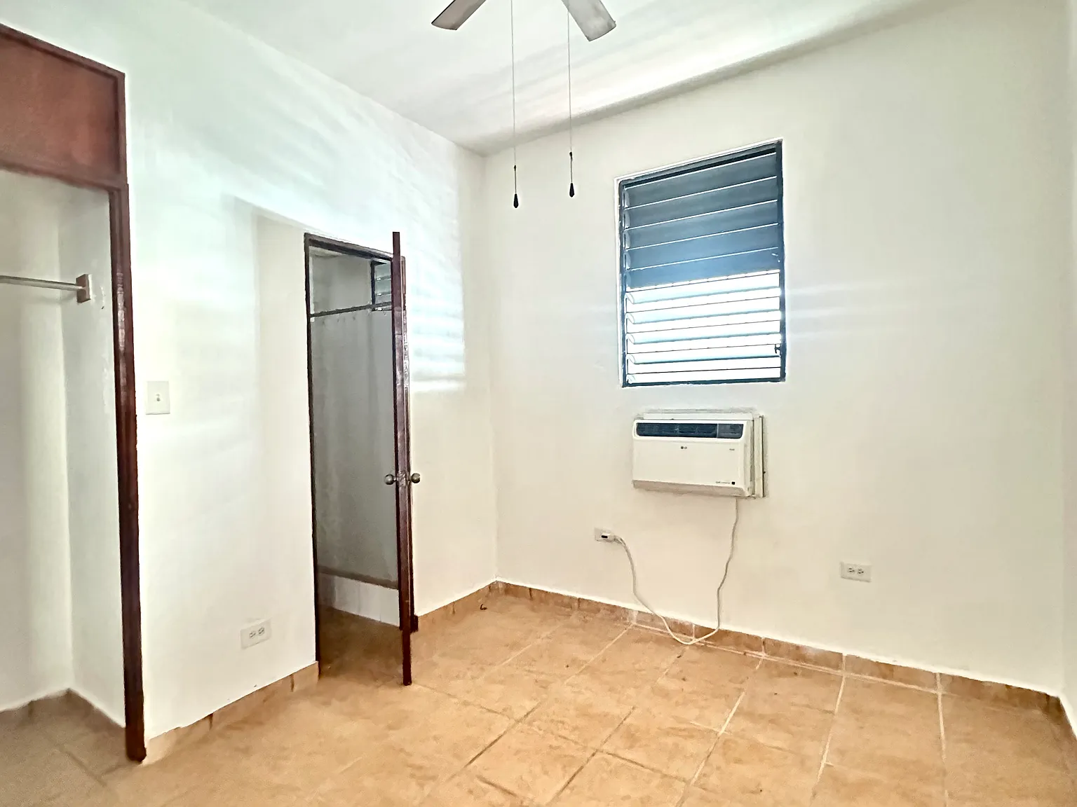 752 Avelino Vicente — Photo 3
