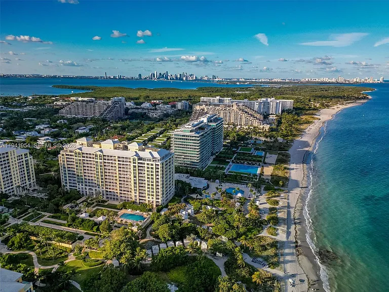 430 Grand Bay Dr #904 — Photo 10