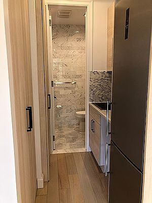5th image of 412 W 22nd St APT 4R