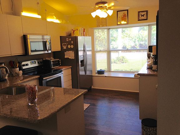 5th image of 10988 SE Sea Pines Cir