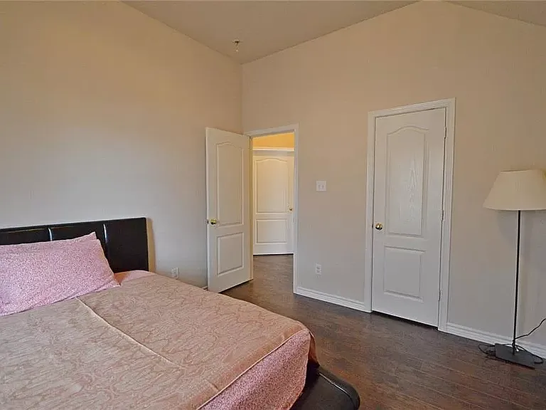 11216 Harbor Rd — Photo 17