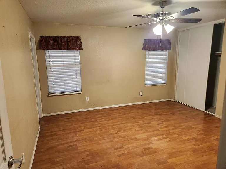 9214 W Pierson St — Photo 6