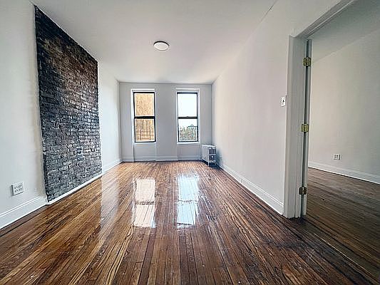 3rd image of 446 Saint Nicholas Ave #5
