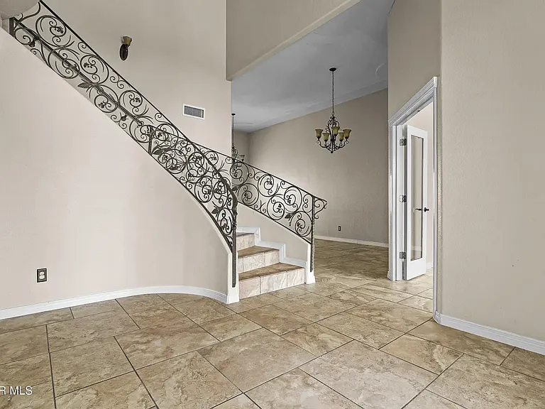 1608 Jolla Del Sol — Photo 3