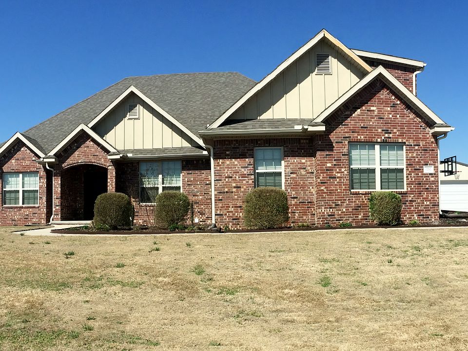 1st image of 1350 Vicenza Dr