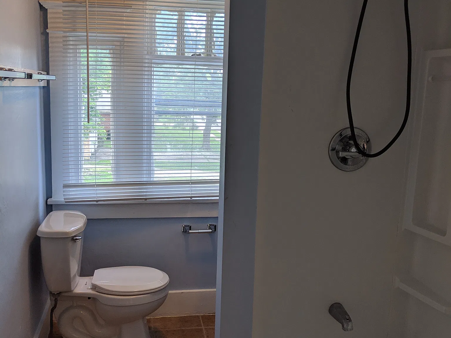 1003 S Halliburton St — Photo 3