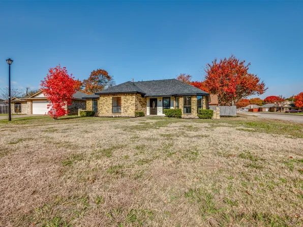 509 W Lark Ct, Desoto, TX 75115