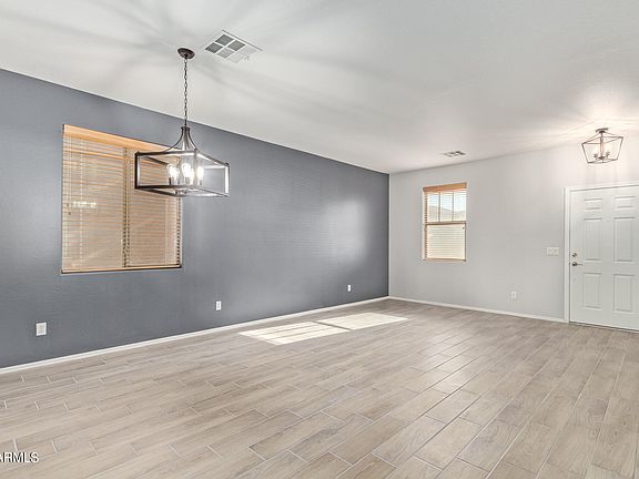 5th image of 20661 N MARQUEZ Drive