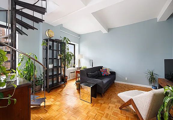 2nd image of 150 Joralemon St APT 12D
