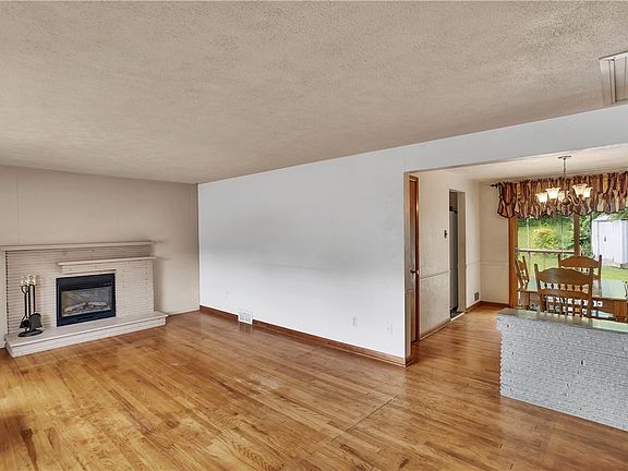 4th image of 421 Orchard Dr