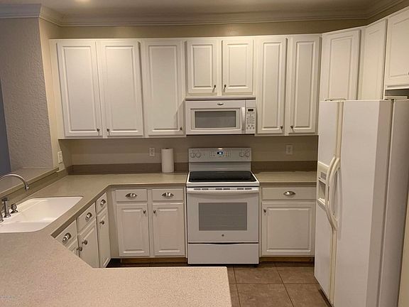 2nd image of 96021 Cottage Ct #1201