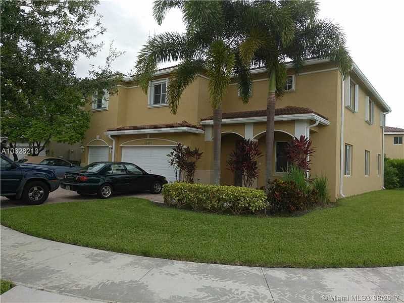 1st image of 20405 NW 8th Ct