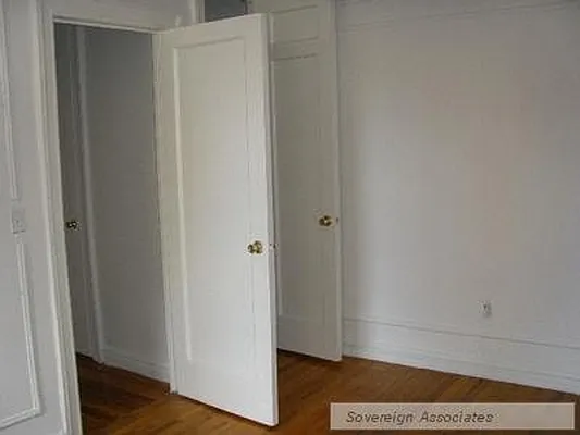 Rented by Sovereign Associates | media 11