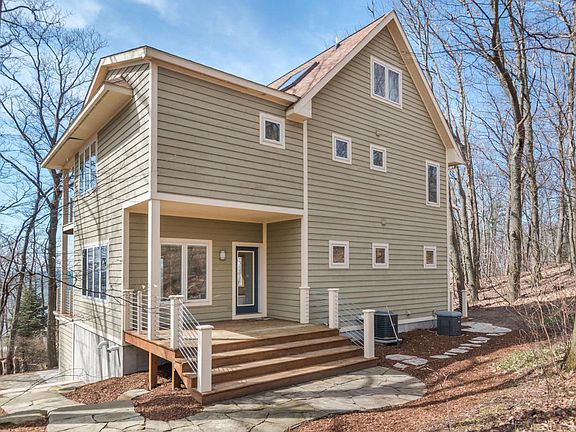 3rd image of 6866 Helena St