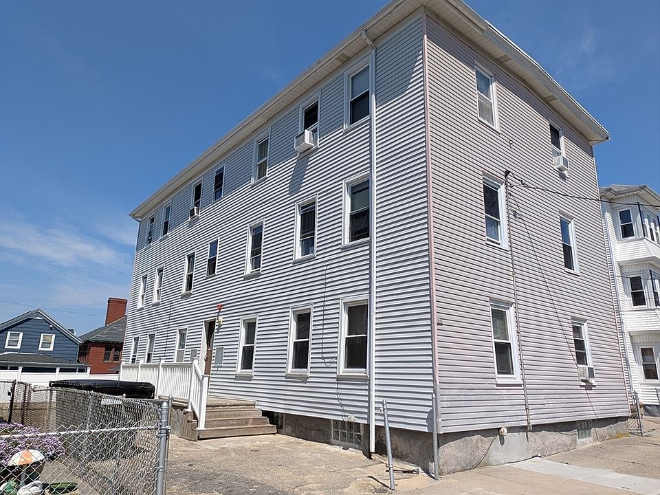 1st image of 131 Thomas St