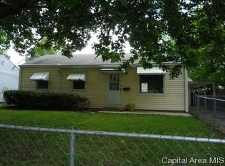 4 Salem Rd, Springfield, IL 62702