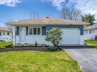 706 Jamaica Blvd, Toms River, NJ 08757