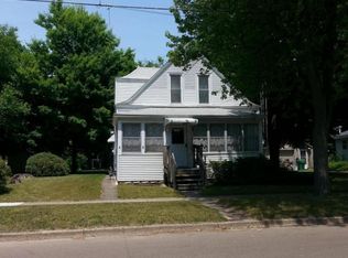 238 4th Ave, Three Rivers, MI 49093