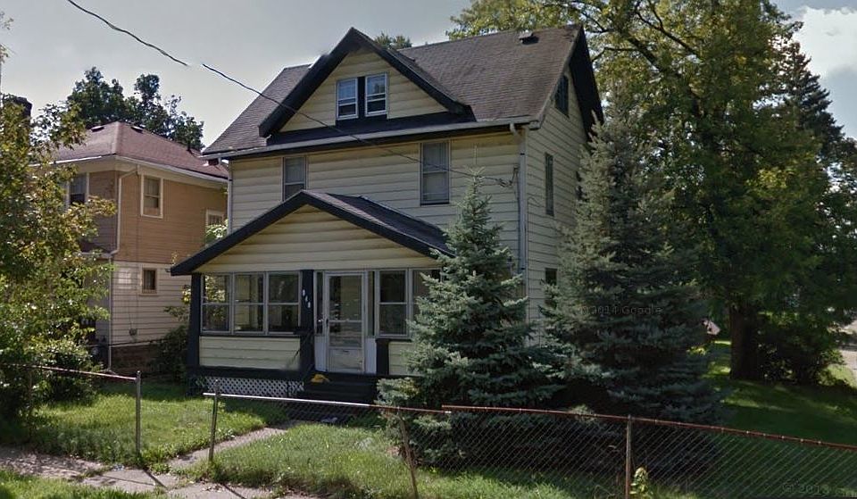 1st image of 940 Whittier Ave