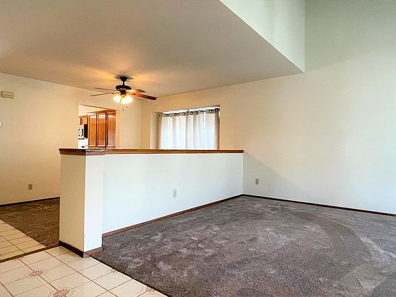 3rd image of 1124 Calle Almaden