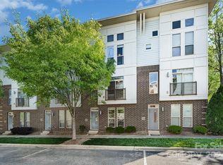 959 Warren Burgess Ln, Charlotte, NC 28205