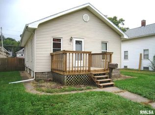 150 15th Ave, East Moline, IL 61244