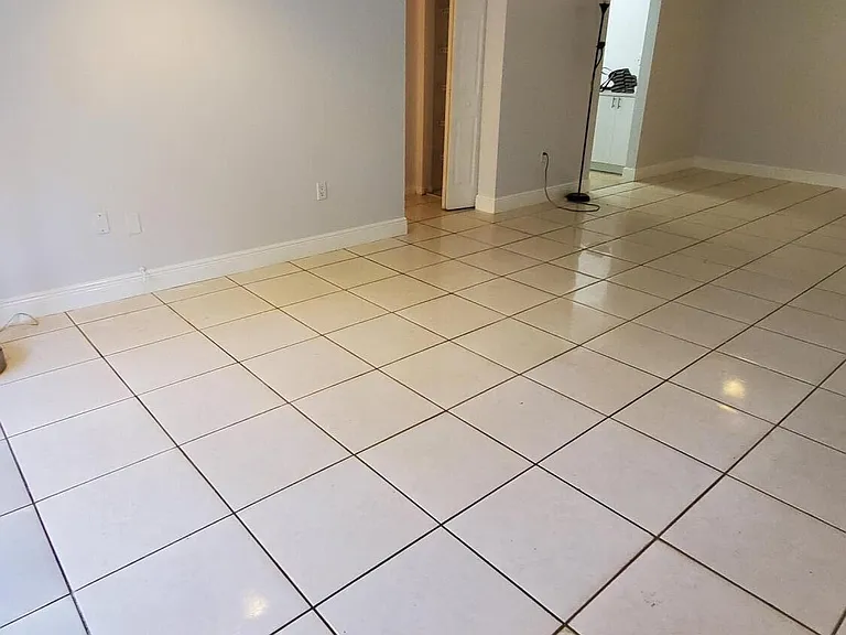 721 N Pine Island Rd #103 — Photo 19