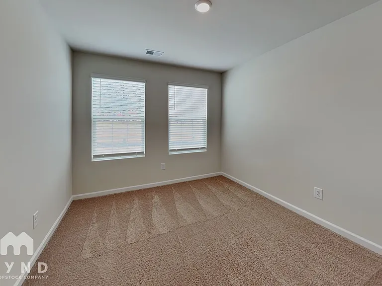 163 Seville Way #- — Photo 12