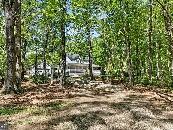 2nd image of 1360 Luella Rd