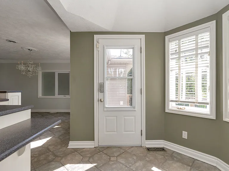 1563 Side Road 15 #UL-15/16 — Photo 7