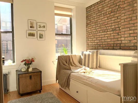 Rented by Miron Properties | media 28