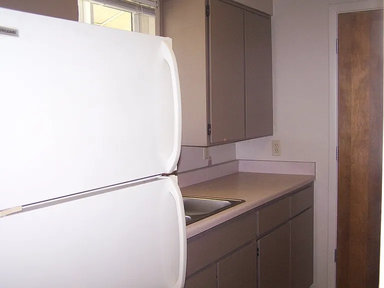 2405sw31 — Photo 11