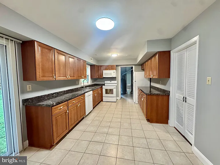 4908 Rocky Spring Ln — Photo 9