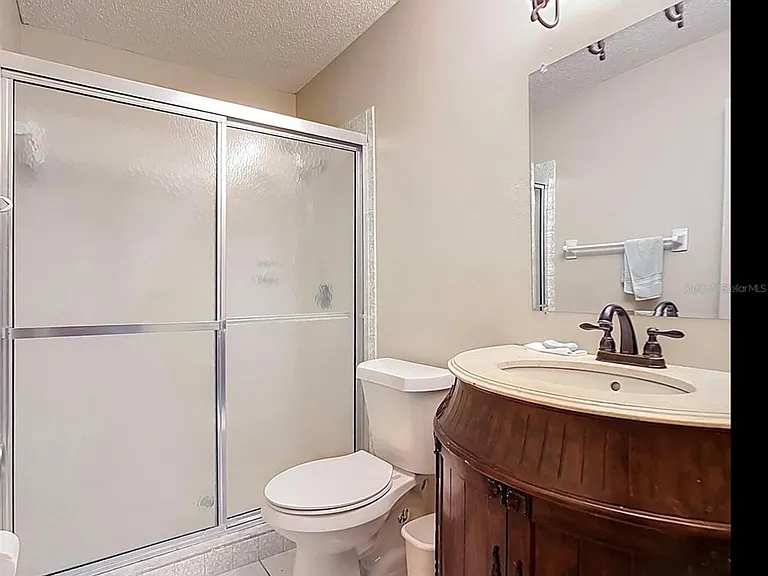 5964 Diana Rd — Photo 17