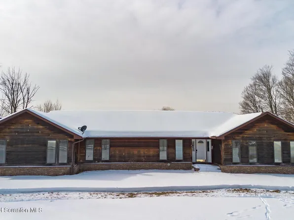 434 Hemlock Rd, Waymart, PA 18472