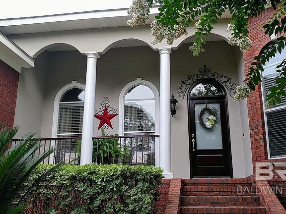 5th image of 124 Pineridge Rd