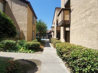 1550 W Ashlan Ave APT 101, Fresno, CA 93705